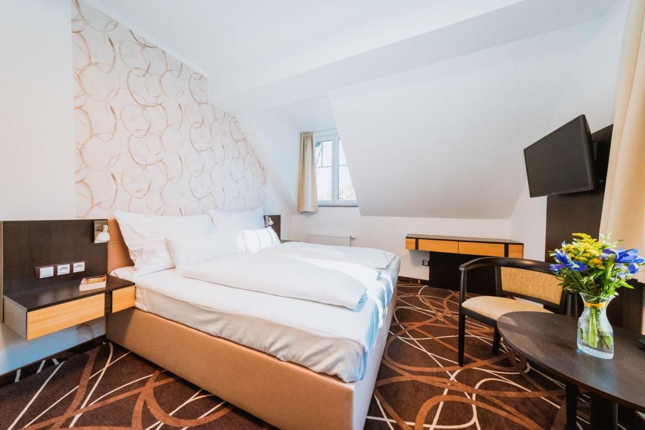 Hubertus 3*