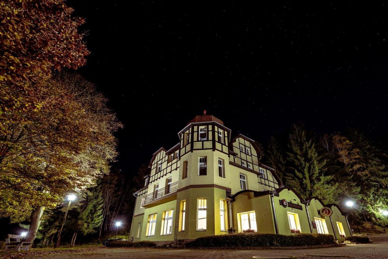 Hubertus 3*
