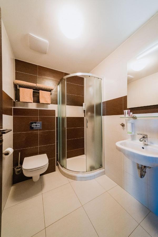 Hubertus 3* Karlovy Vary